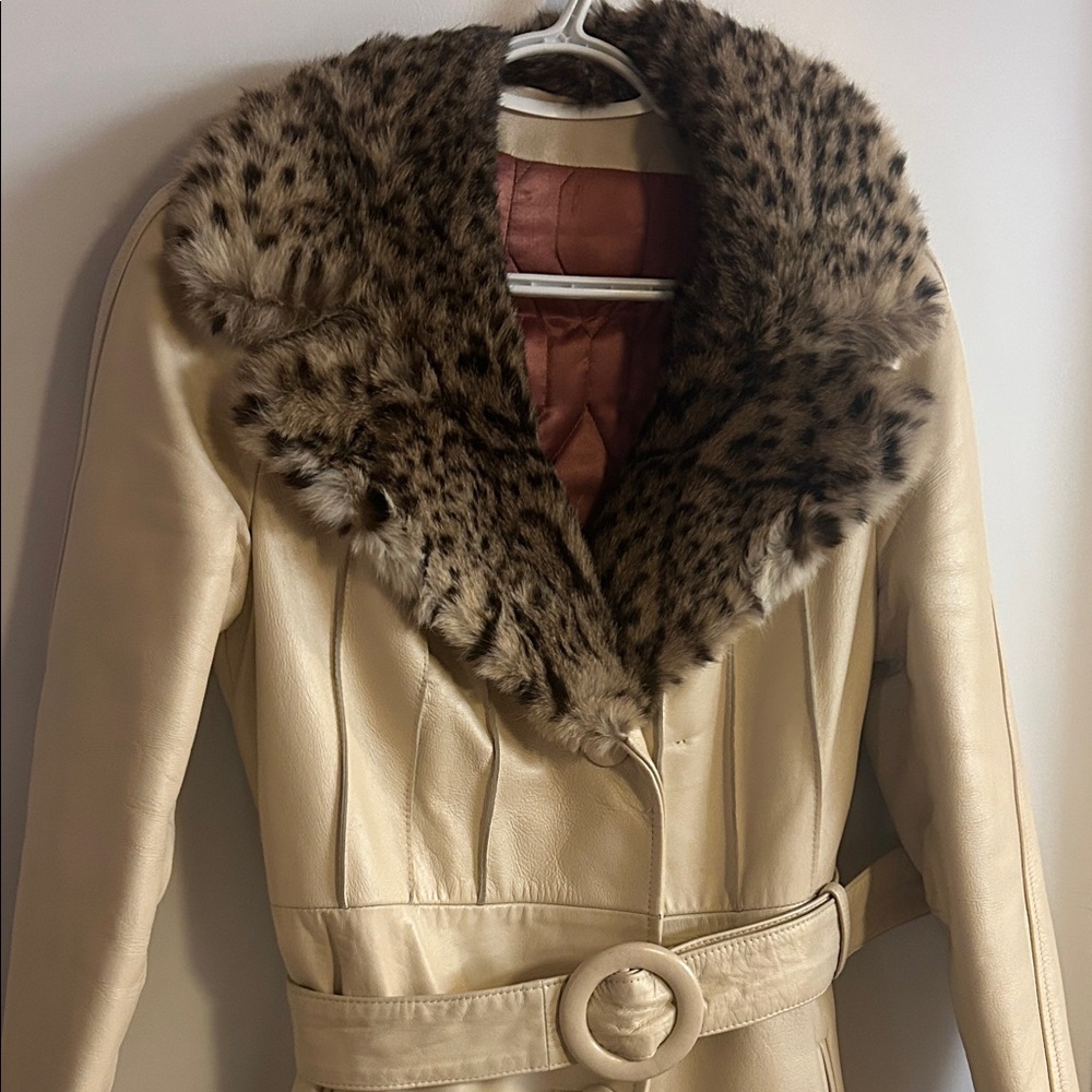 Vintage Rajac Canada Cream Leather Coat with Real Fur Collar